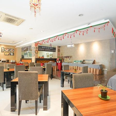 Oyo 197 Prime Royal Hotel Kapasari Exterior foto